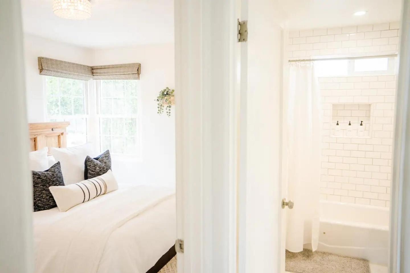 Casa De Kosta Walk To Surf Food & Shops Holiday home *